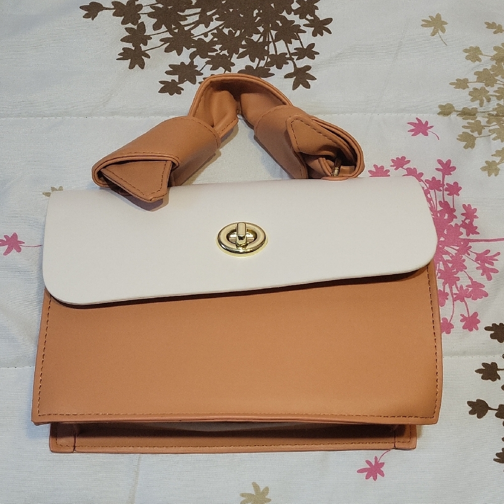 Source Unknown Tan and Cream Shoulder Bag